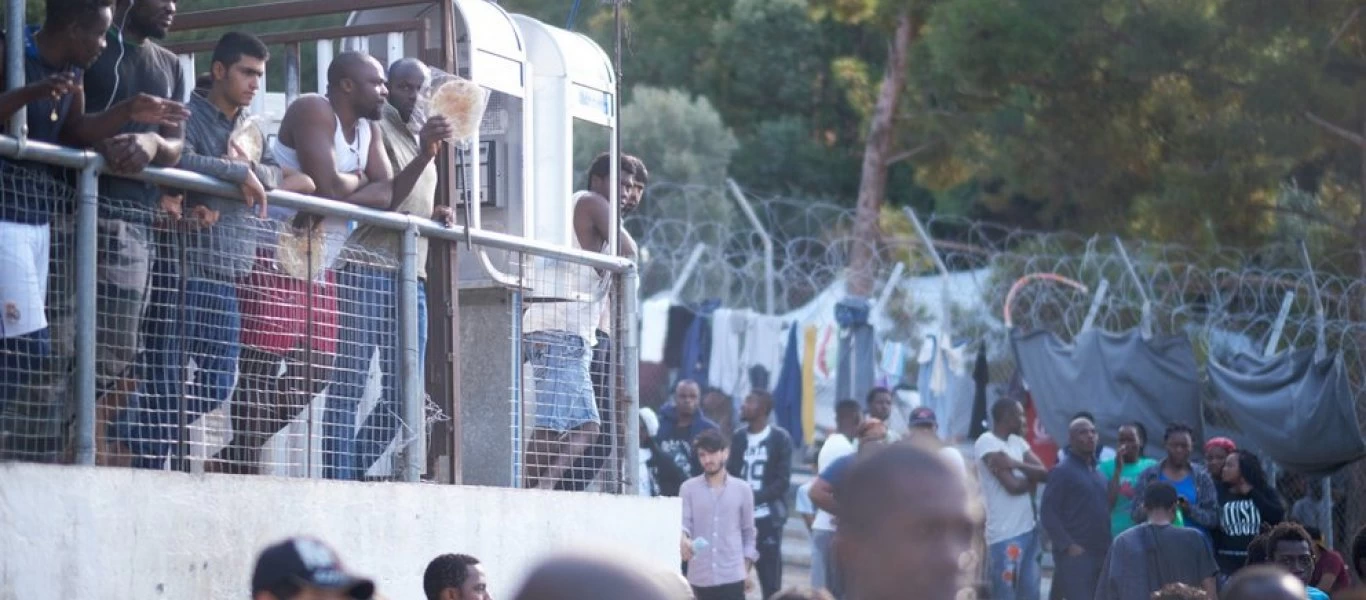 Υπεράριθμοι οι παράνομοι μετανάστες στις δομές φιλοξενίας Σάμου Ελαιώνα και Διαβατών